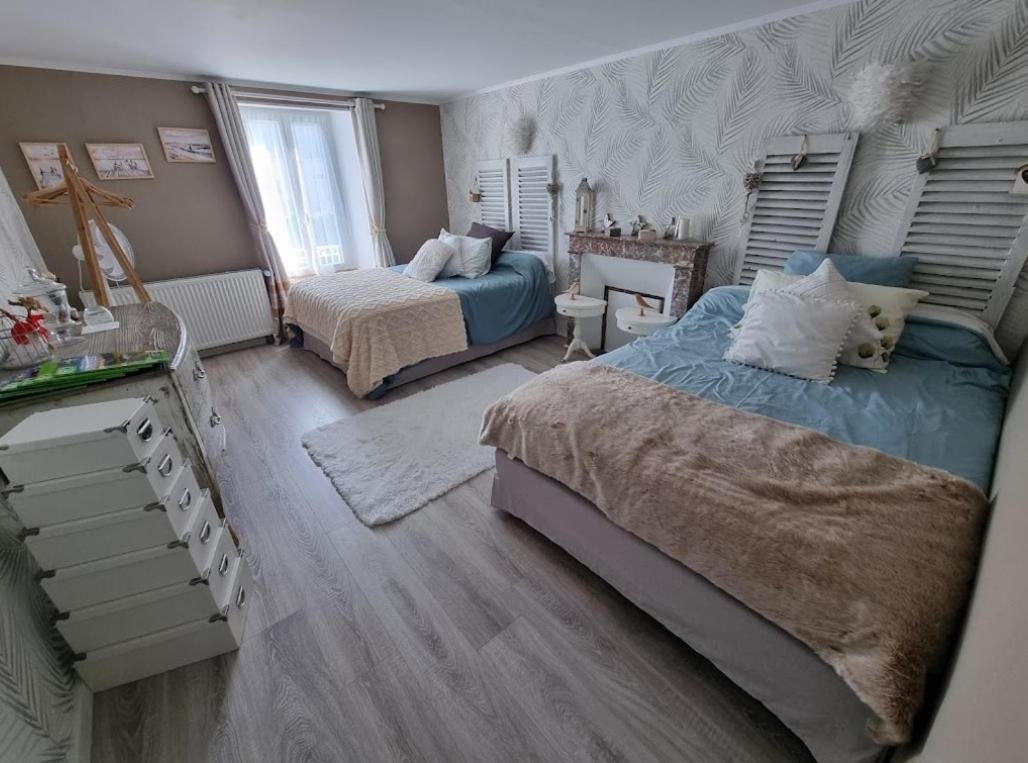 Ferme Aux Leopards Normands Bed & Breakfast Mandeville-en-Bessin Стая снимка